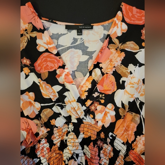 Harve Benard 100% Rayon Blouse. 3/4 sleeves. - Picture 2 of 12